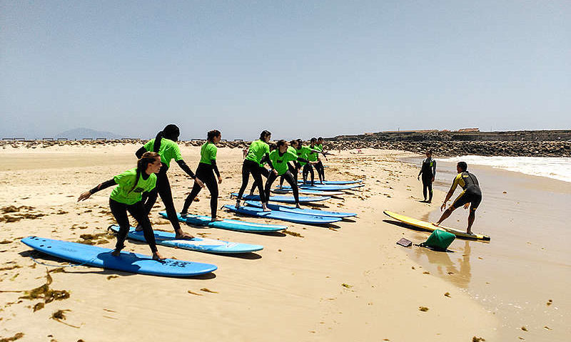 Activité surf immersion espagnol Malaga