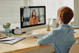 Séjour linguistique Cours d'anglais en ligne junior France