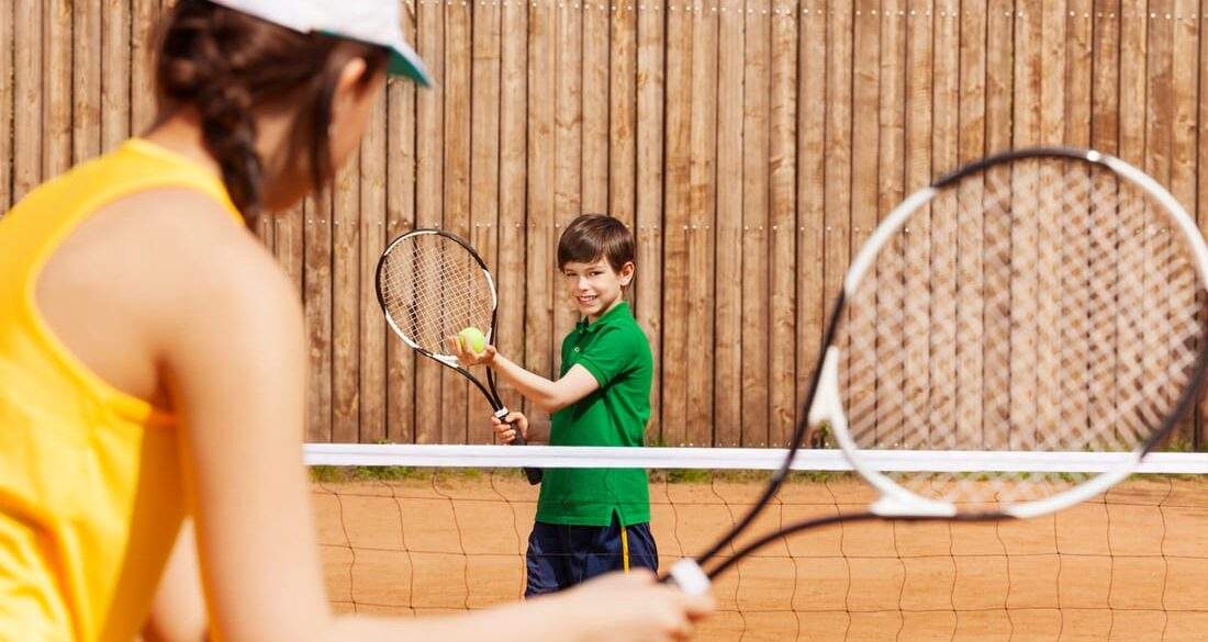 Séjour linguistique Jeune Cours d'anglais et tennis Angleterre