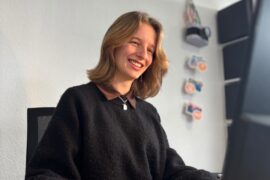 Apprentissage d'une langue en ligne; Cours en ligne pour jeunes et ados